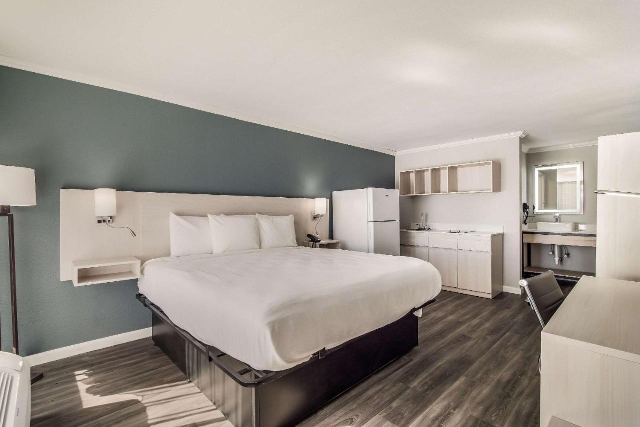 Mainstay Suites Florence Buitenkant foto