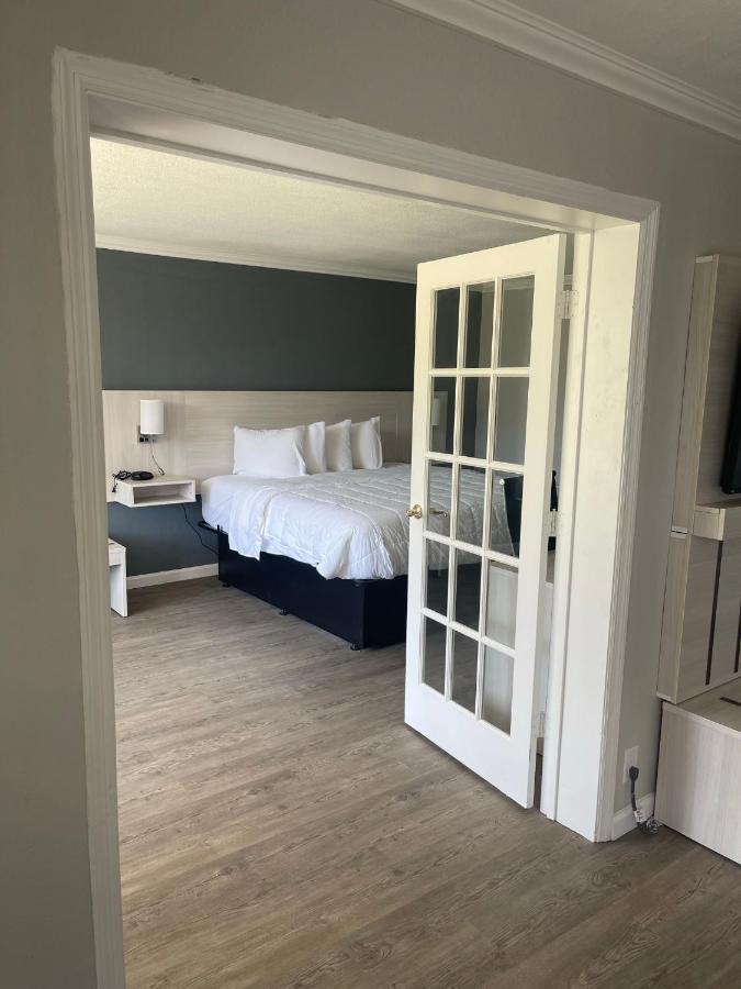 Mainstay Suites Florence Buitenkant foto